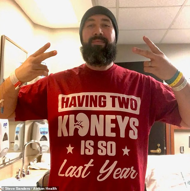 Perez (im Bild) ist selbst Vater, und er und Sanders verbanden sich über ihre gemeinsamen Erfahrungen in der Vaterschaft