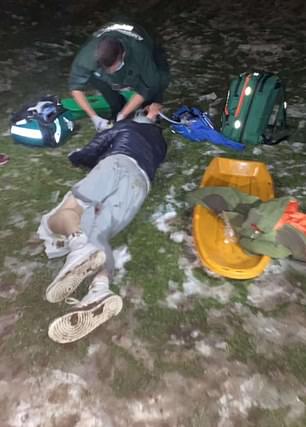 Ben Thompson, 19, prallte im November letzten Jahres in Burton Upon Trent, Staffordshire, gegen einen Metallpfosten, als er auf einem Plastikschlitten einen Hügel hinunterrutschte