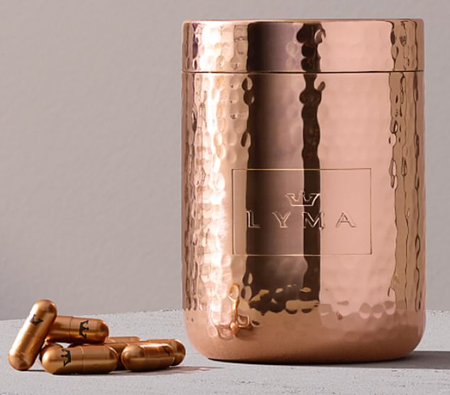 Dieses Glas mit Nahrungsergänzungsmitteln kostet £ 200 ... Aber sind sie besser als Ihre Standardprodukte von der High Street?  Unsere Experten stellen sie auf den Prüfstand