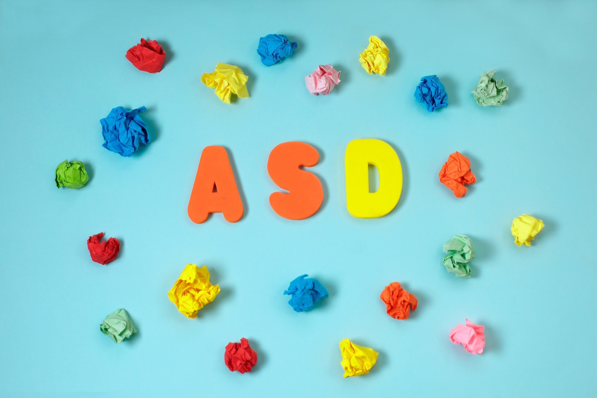 Studie: Breite Transkriptom-Dysregulation tritt über die Großhirnrinde bei ASS auf. Bildnachweis: Ukrolenochka/Shutterstock Studie: Breite Transkriptom-Dysregulation tritt über die Großhirnrinde bei ASS auf. Bildnachweis: Ukrolenochka/Shutterstock